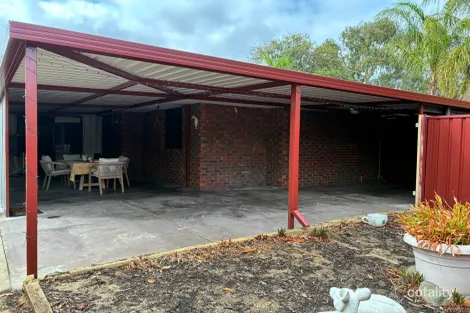 Property photo of 13 The Elbow Swan View WA 6056