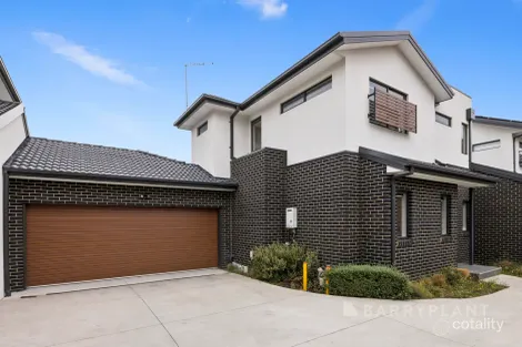 2/4 Fulton Cres, Burwood, VIC 3125