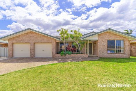 17 Casuarina Cl, Yamba, NSW 2464