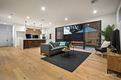 Property photo of 2 Elata Street Donvale VIC 3111