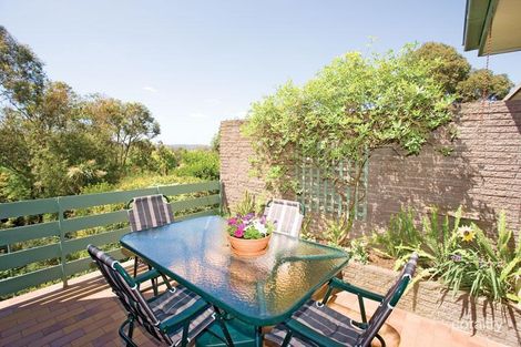 Property photo of 52 Meyrick Crescent Viewbank VIC 3084