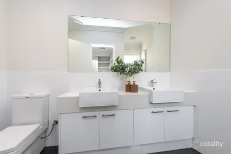 Property photo of 367C Flinders Street Nollamara WA 6061