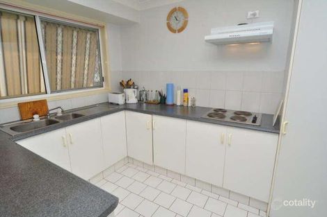 Property photo of 1/8 Kenny Drive Labrador QLD 4215