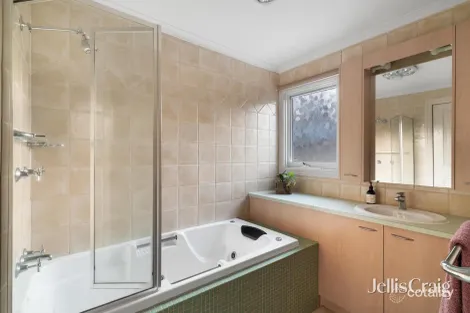 Property photo of 15 Cromwell Street Eltham VIC 3095