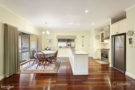 Property photo of 24 Valley Park Drive Mooroolbark VIC 3138