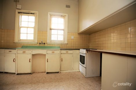 Property photo of 214 Russell Street Bathurst NSW 2795