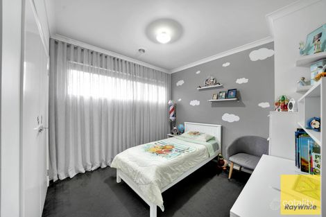 Property photo of 12 Tulipwood Avenue Aintree VIC 3336