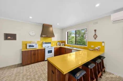 Property photo of 98 Smith Street Lorne VIC 3232