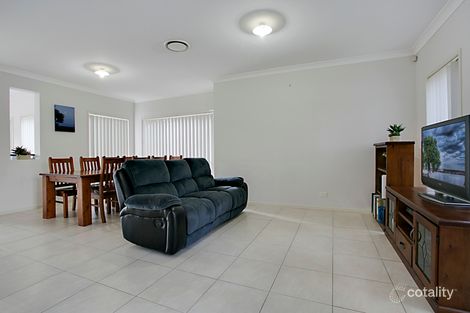Property photo of 4 Stuart Road West Hoxton NSW 2171