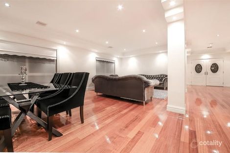 Property photo of 8 Pinelea Court Roxburgh Park VIC 3064