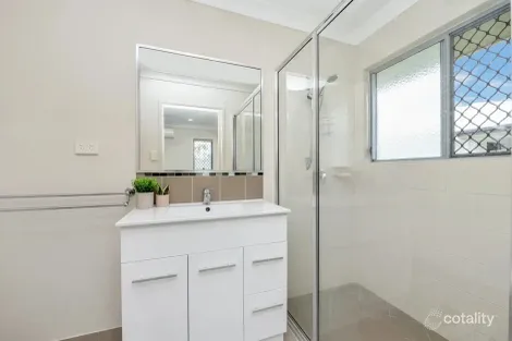 Property photo of 13 Elbridge Bend Mount Louisa QLD 4814