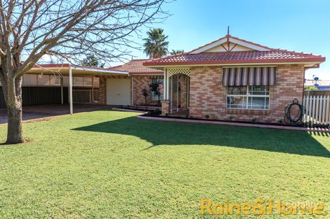 Property photo of 25 Cormorant Crescent Dubbo NSW 2830