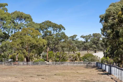 Property photo of 100 McKinleys Road Clunes VIC 3370