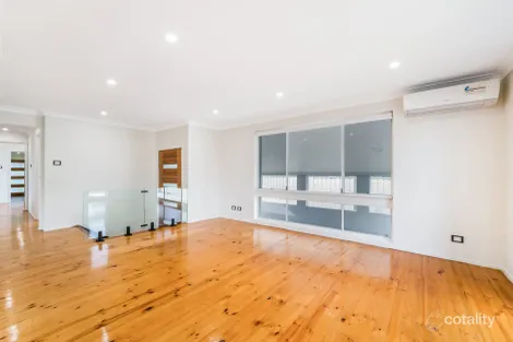Property photo of 17 Wyalong Close Wakeley NSW 2176