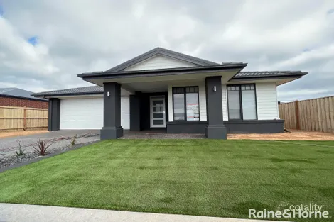 12 Arran St, Gisborne, VIC 3437