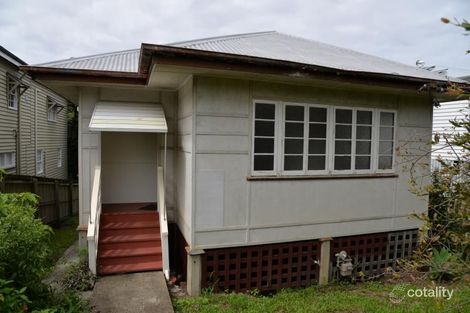 Property photo of 40 Sixth Avenue Bardon QLD 4065