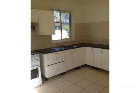 Property photo of 26 Kanooka Grove Doveton VIC 3177