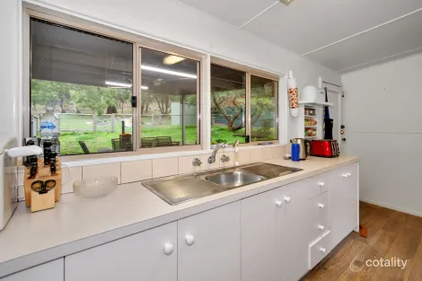 Property photo of 44 High Road Halls Gap VIC 3381