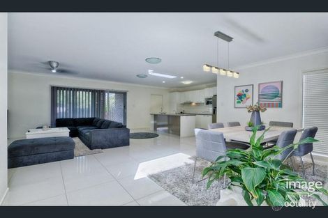 Property photo of 16 Southwalk Esplanade Underwood QLD 4119