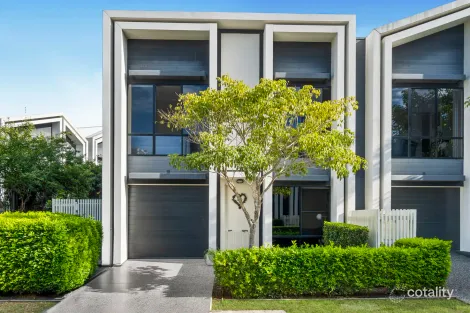 40/1 Residences Cct, Pimpama, QLD 4209