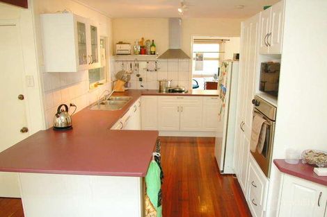 50 Brookfield Rd, Kenmore, QLD 4069