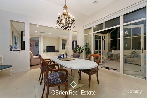 Property photo of 10 Waterside Drive Drouin VIC 3818