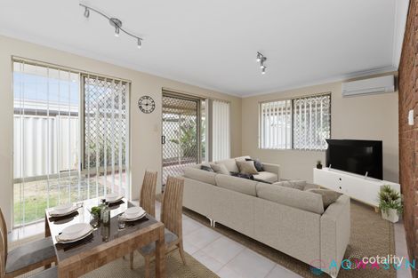 Property photo of 8 Stirling Close Port Kennedy WA 6172