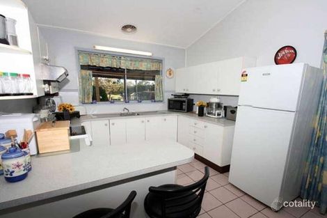 Property photo of 6 Jensen Road Wadalba NSW 2259