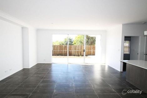 Property photo of 1/11 Roseberry Street North Toowoomba QLD 4350