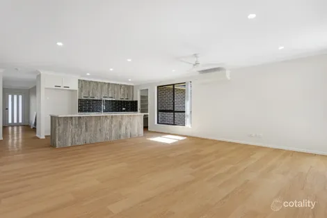Property photo of 11 Ponting Way Urangan QLD 4655