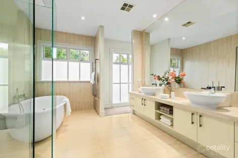 Property photo of 19 Rubens Grove Canterbury VIC 3126