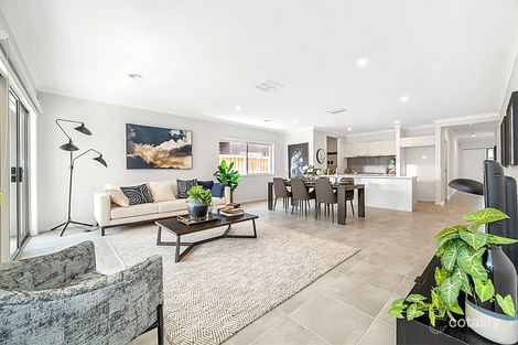 Property photo of 6 Howard Road Thornhill Park VIC 3335