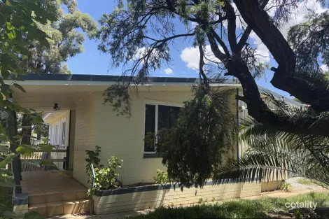 32 Cossa St, West Tamworth, NSW 2340