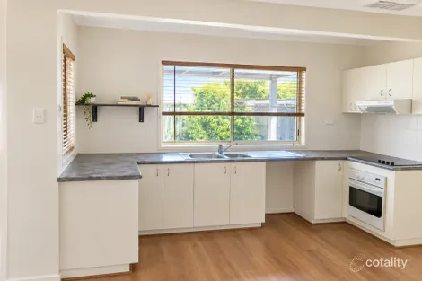 Property photo of 3/2 Sutton Court Andergrove QLD 4740