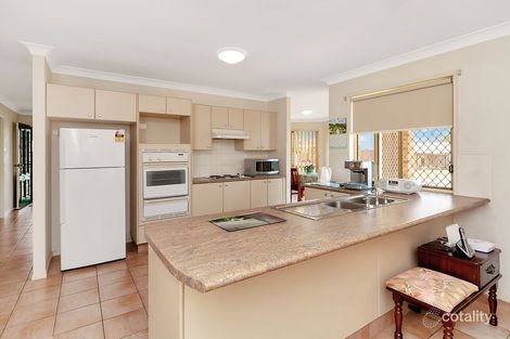 Property photo of 27 Cowley Drive Flinders View QLD 4305