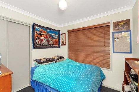 4 Weymouth St, Bundamba, QLD 4304