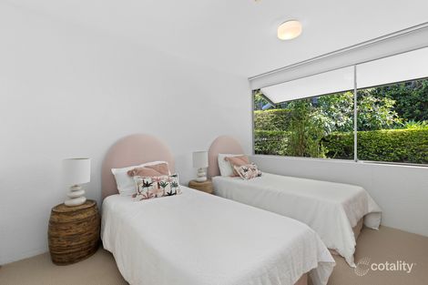 Property photo of 1 Flinders Court Mount Ommaney QLD 4074