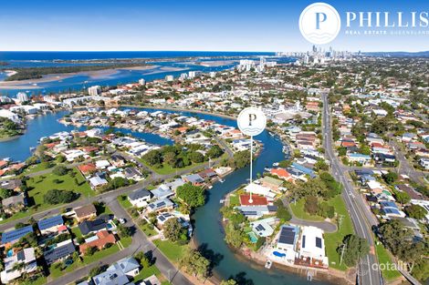 Property photo of 13 Perry Place Biggera Waters QLD 4216