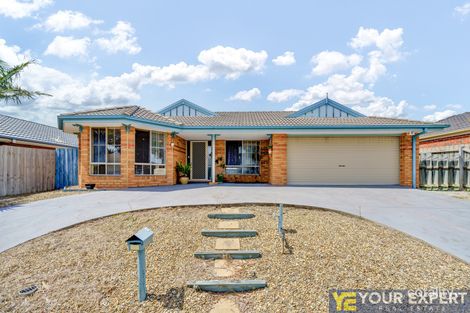 18 Henning Ave, Lynbrook, VIC 3975