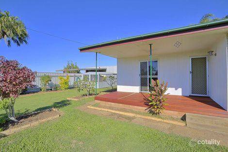 Property photo of 256 Fe Walker Street Ashfield QLD 4670