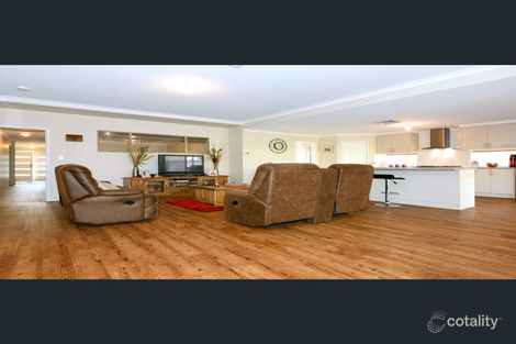 Property photo of 5 Edwinstone Close Dalyellup WA 6230