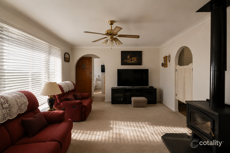Property photo of 42 Middleton Crescent Bidwill NSW 2770