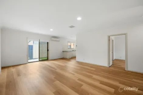 Property photo of 2/6 Oncidium Gardens Keilor Downs VIC 3038