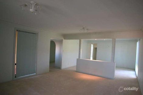 Property photo of 49 Edinburgh Road Benowa QLD 4217