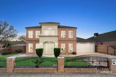 3 Ethel Turner Pl, Lynbrook, VIC 3975