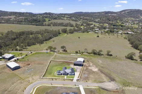 Property photo of 99 Summit Drive Mount Rascal QLD 4350