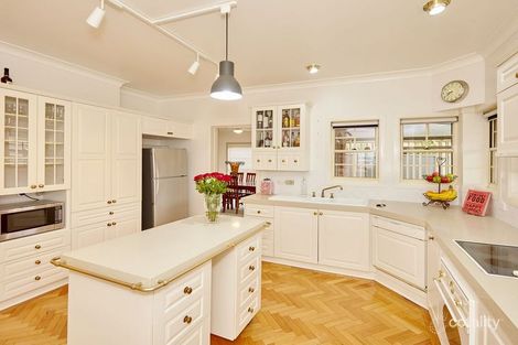 Property photo of 7 Allambie Way Mount Austin NSW 2650