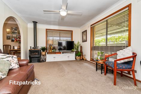 Property photo of 16 Oleander Crescent Lake Albert NSW 2650