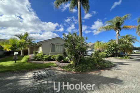 Property photo of 8/2 James Foster Drive Black Head NSW 2430