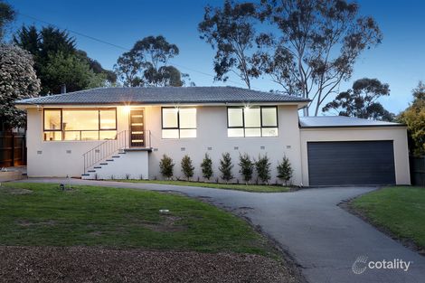 8 Raleigh St, Seville, VIC 3139
